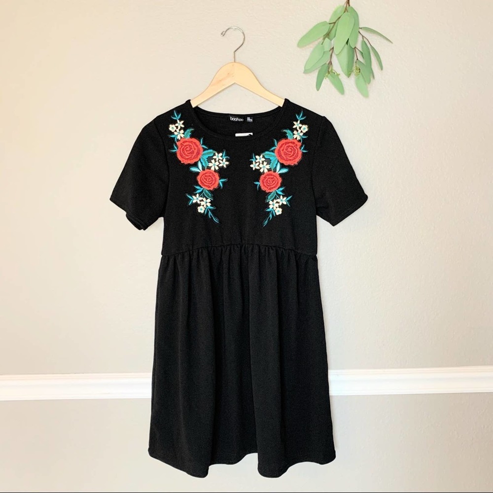 Boohoo Boutique Floral Boho Dress Black Size 4
